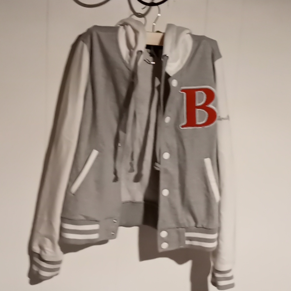 Forever 21 varsity bomber jacket w/hood